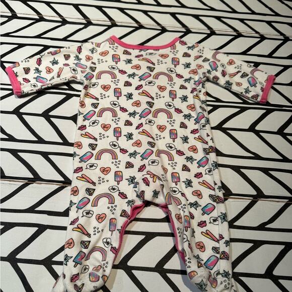 Betsy Johnson printed onesie size 4 months - Picture 4 of 5